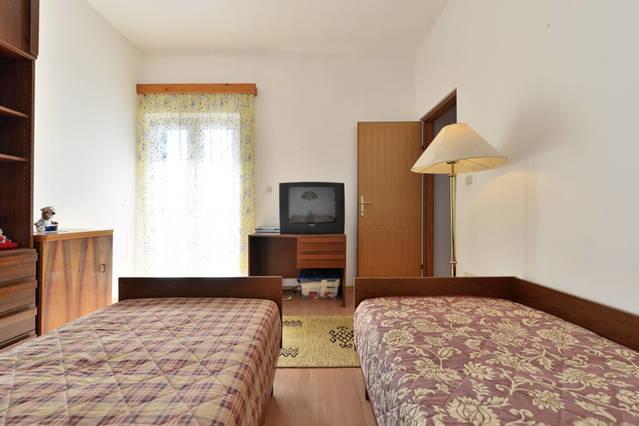 Apartment Lejo Jesenice  Szoba fotó
