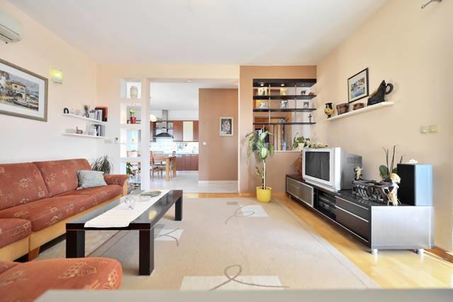 Apartment Lejo Jesenice  Kültér fotó